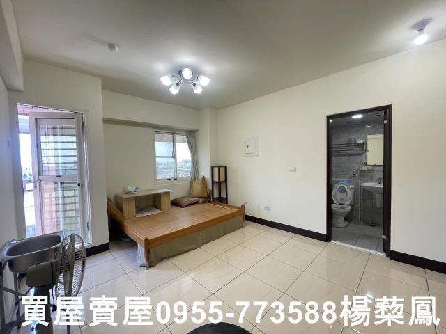 高雄岡山大樓-1