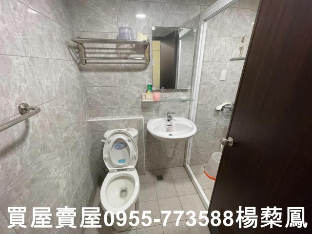 高雄岡山大樓-6