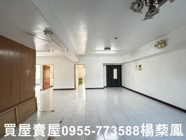 高雄岡山大樓-1